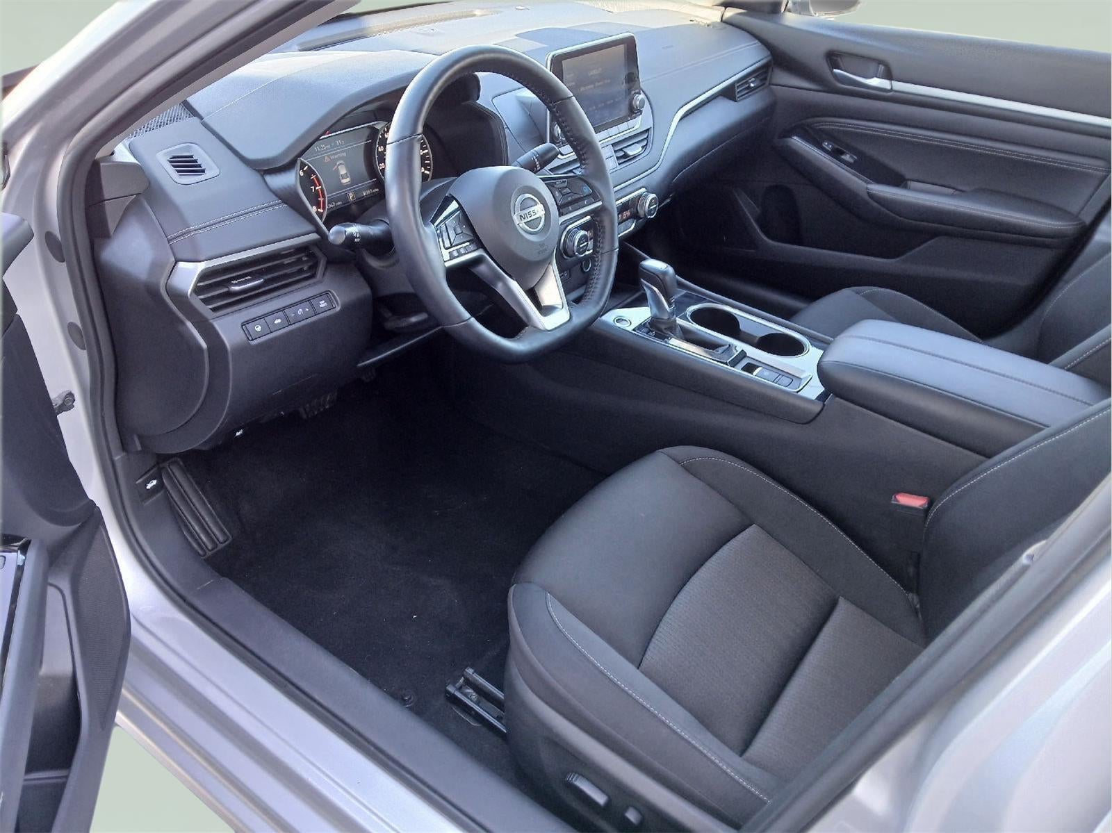 2020 Nissan Altima 2.5 SV