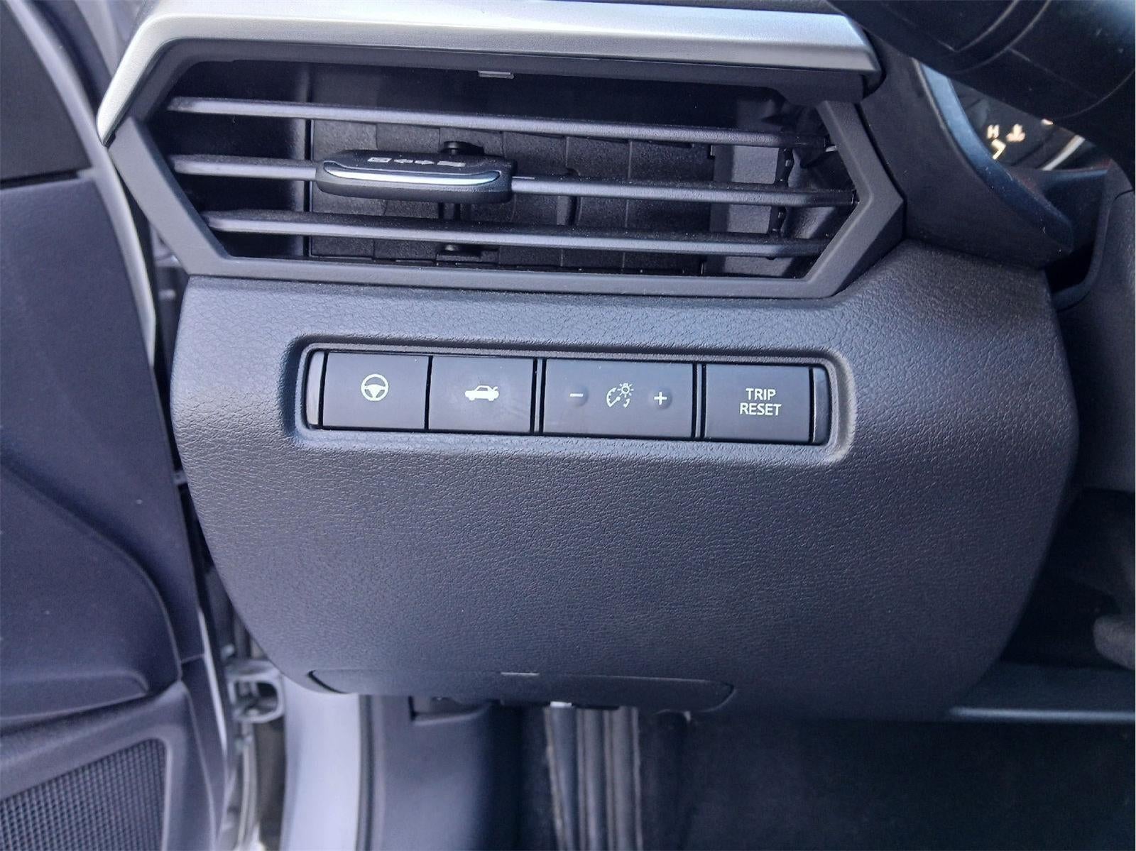 2020 Nissan Altima 2.5 SV