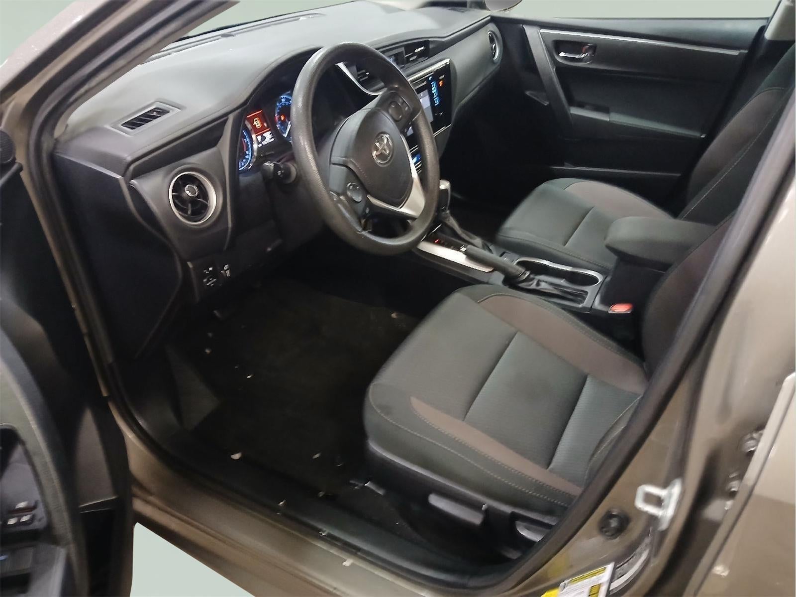 2017 Toyota COROLLA LE