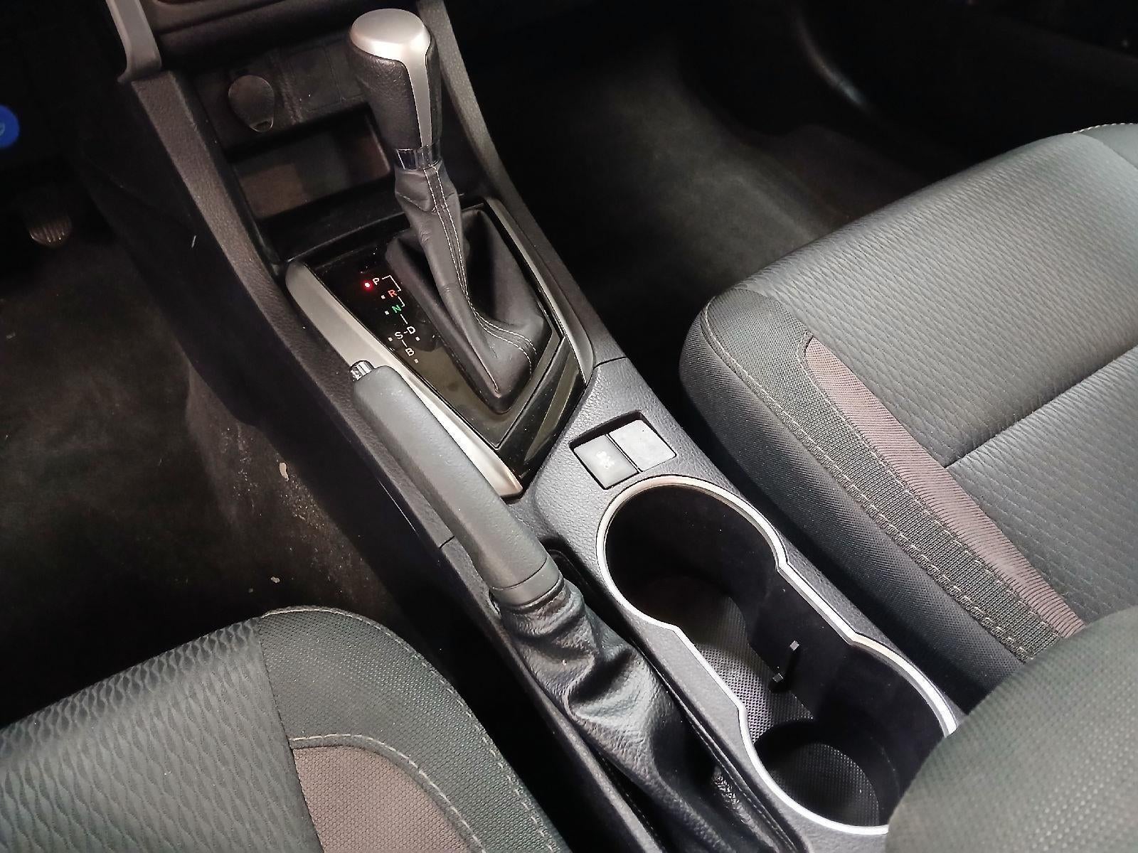 2017 Toyota COROLLA LE