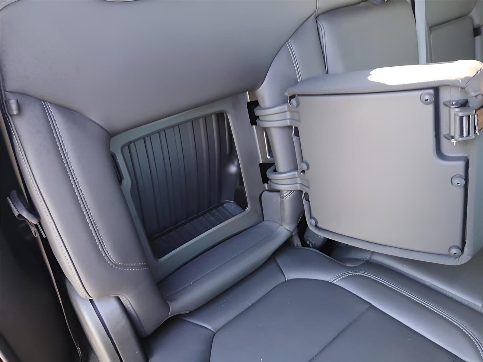 2020 Chevrolet Silverado RST