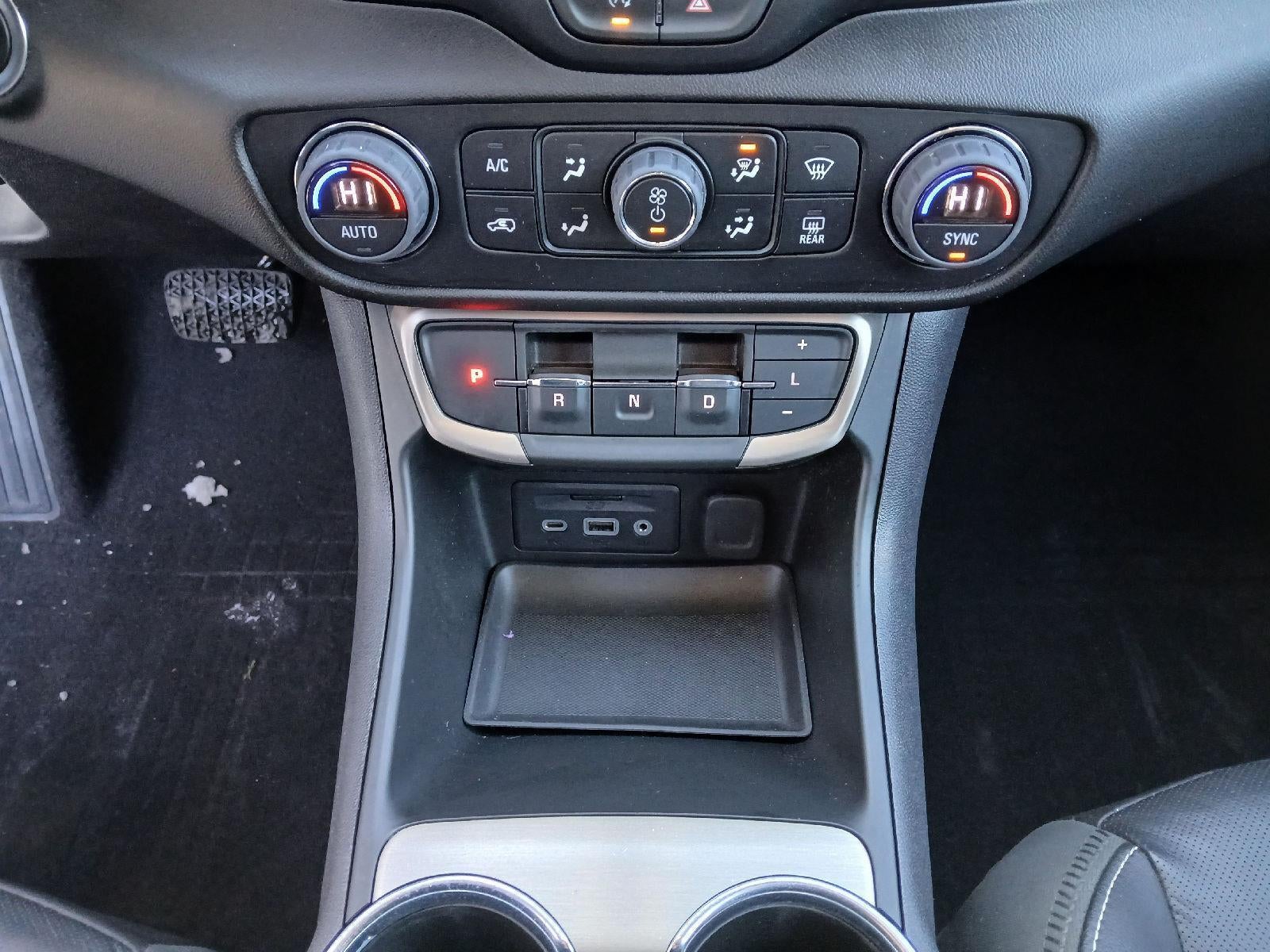 2023 GMC Terrain Denali