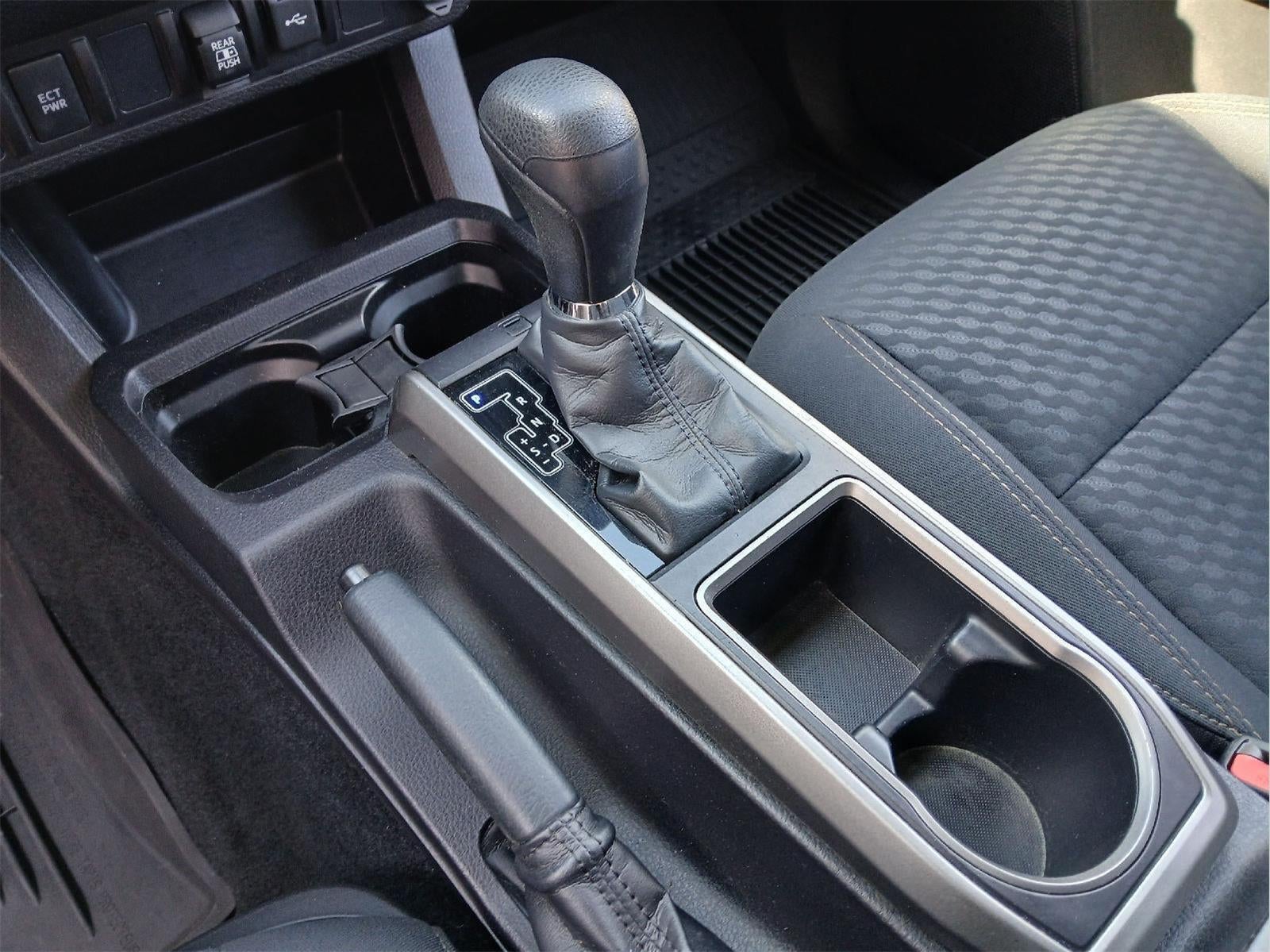 2021 Toyota TACOMA SR5 SR5 V6