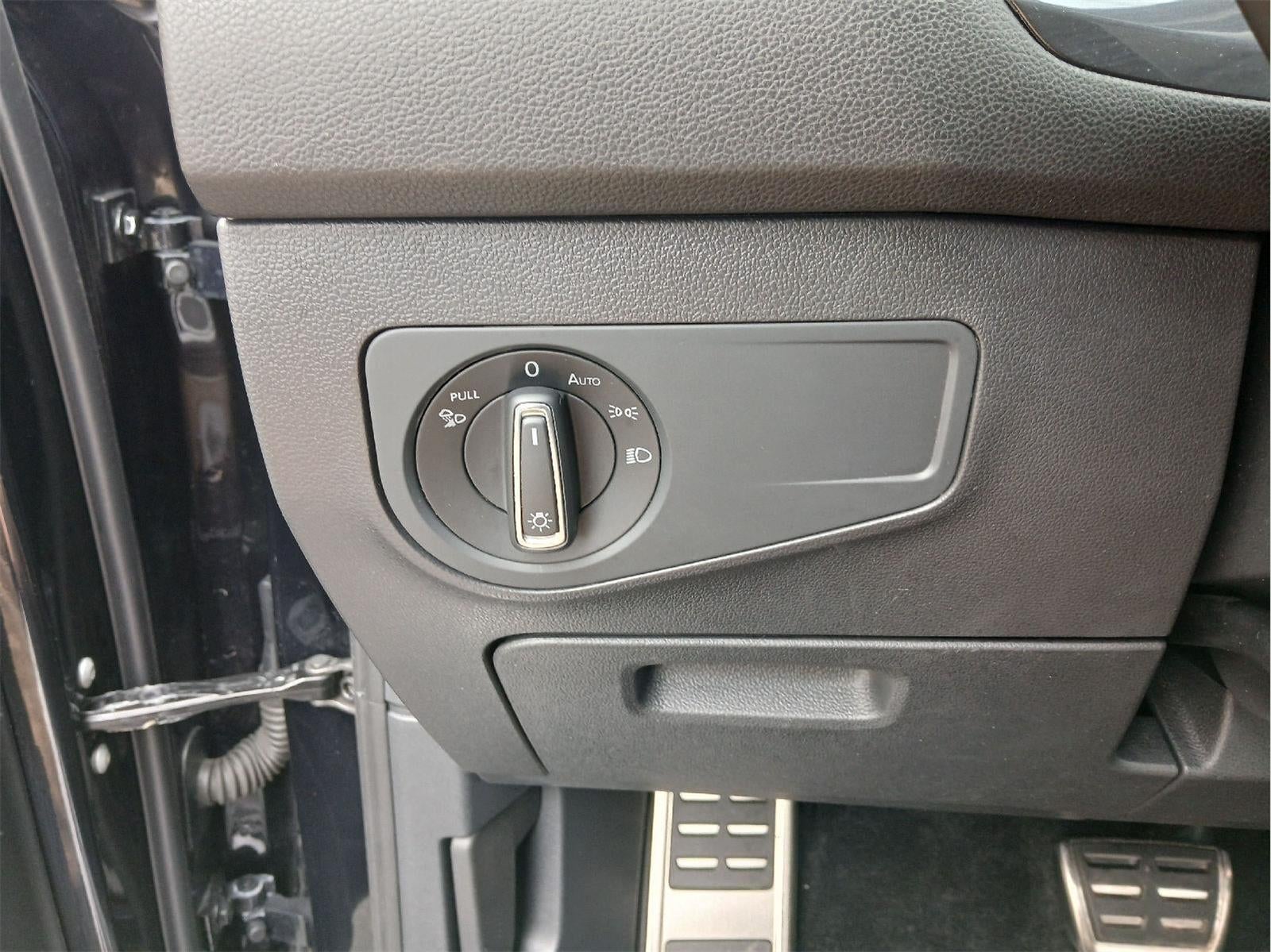 2023 Volkswagen Tiguan SEL R-Line