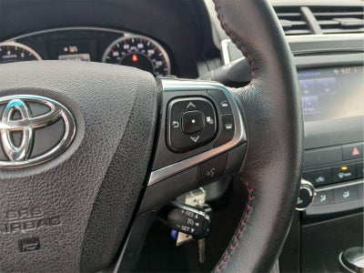 2017 Toyota CAMRY SE SEDAN