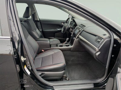 2017 Toyota CAMRY SE SEDAN