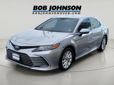2024 Toyota CAMRY LE