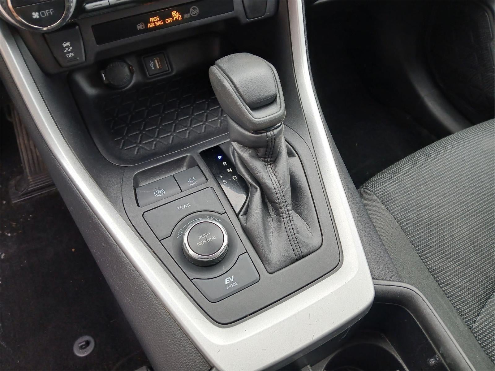 2024 Toyota RAV4 HYBRID Hybrid LE