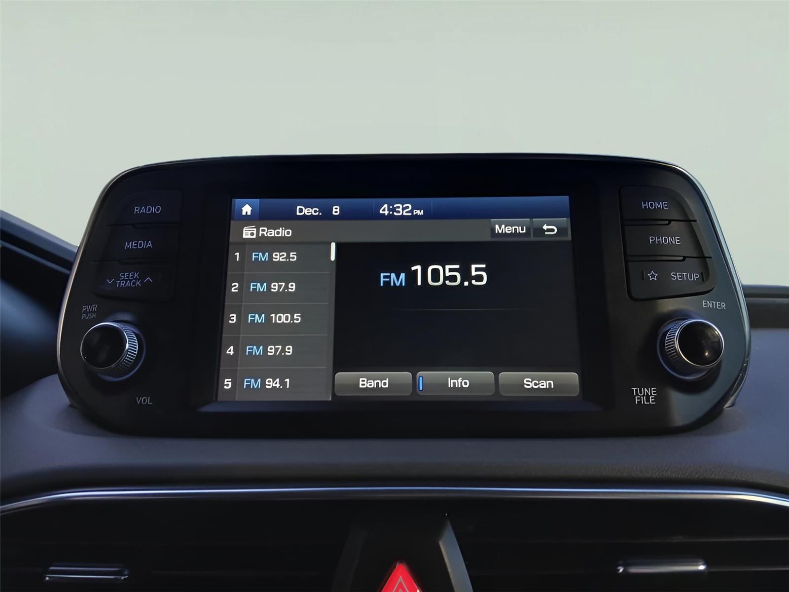 2020 Hyundai Santa Fe SE