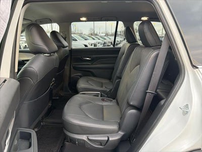 2024 Toyota GRAND HIGHLANDER Limited