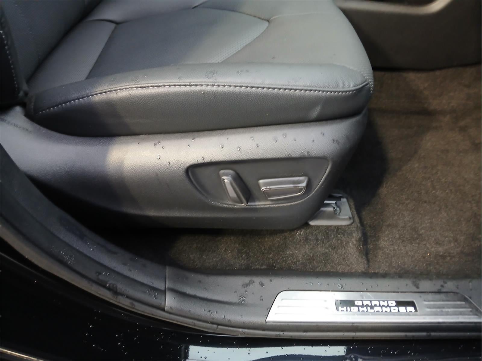 2024 Toyota GRAND HIGHLANDER HV Limited