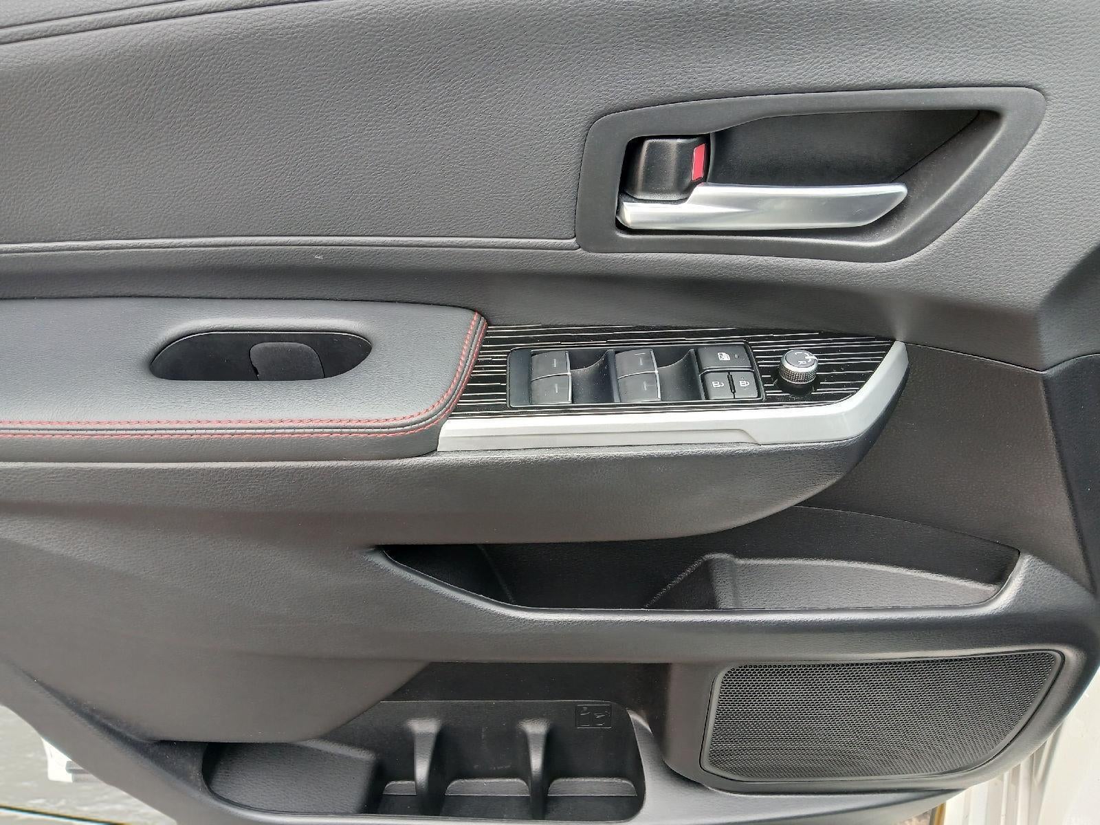 2025 Toyota SIENNA XSE AWD XSE