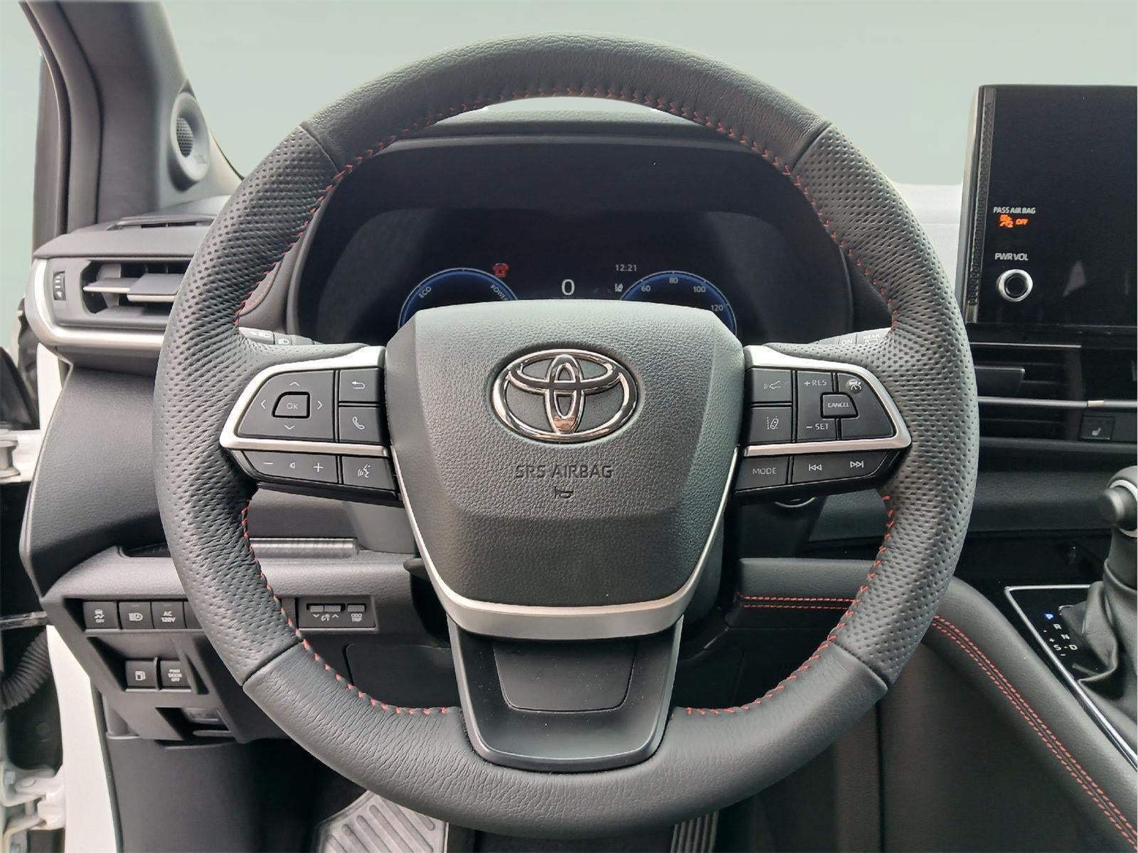 2025 Toyota SIENNA XSE AWD XSE