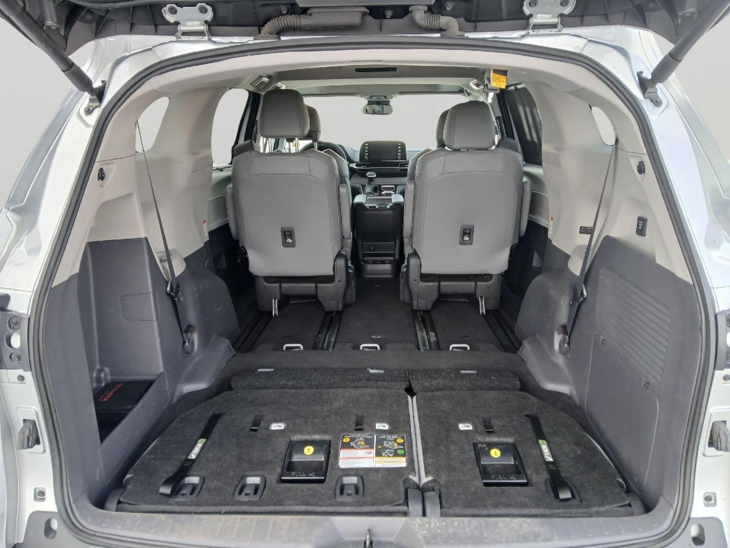 2024 Toyota Sienna XLE 7-Passenger