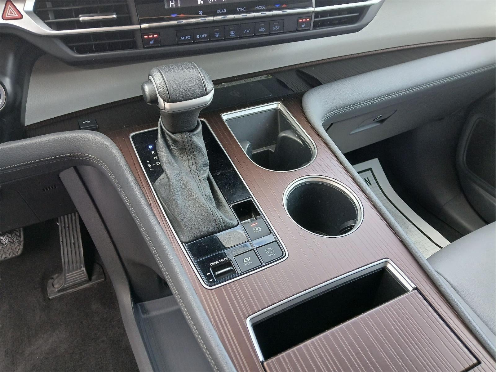 2024 Toyota Sienna XLE 7-Passenger