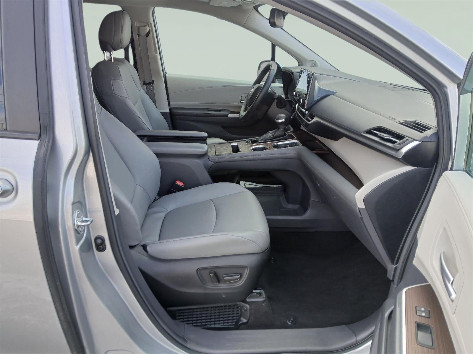 2024 Toyota Sienna XLE 7-Passenger