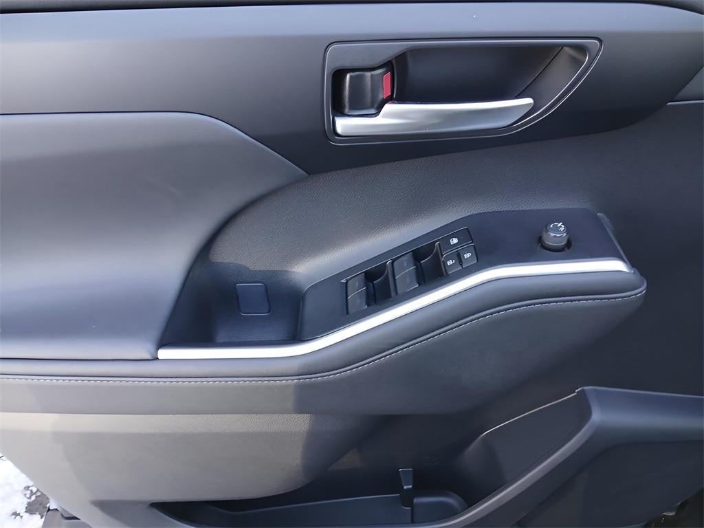 2023 Toyota HIGHLANDER SUV