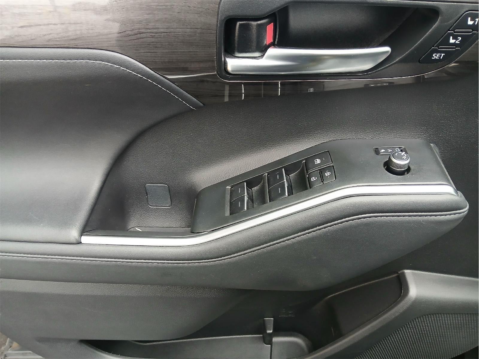 2024 Toyota Highlander Platinum