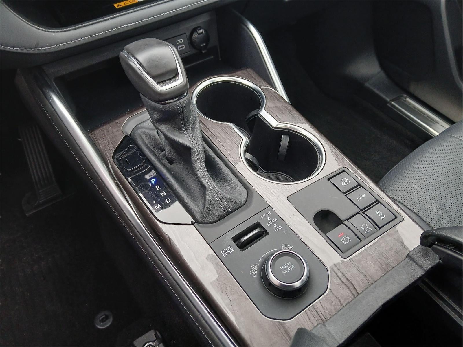 2024 Toyota Highlander Platinum