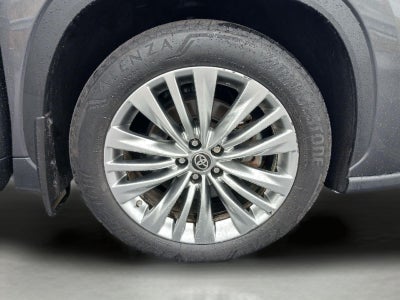 2024 Toyota Highlander Platinum