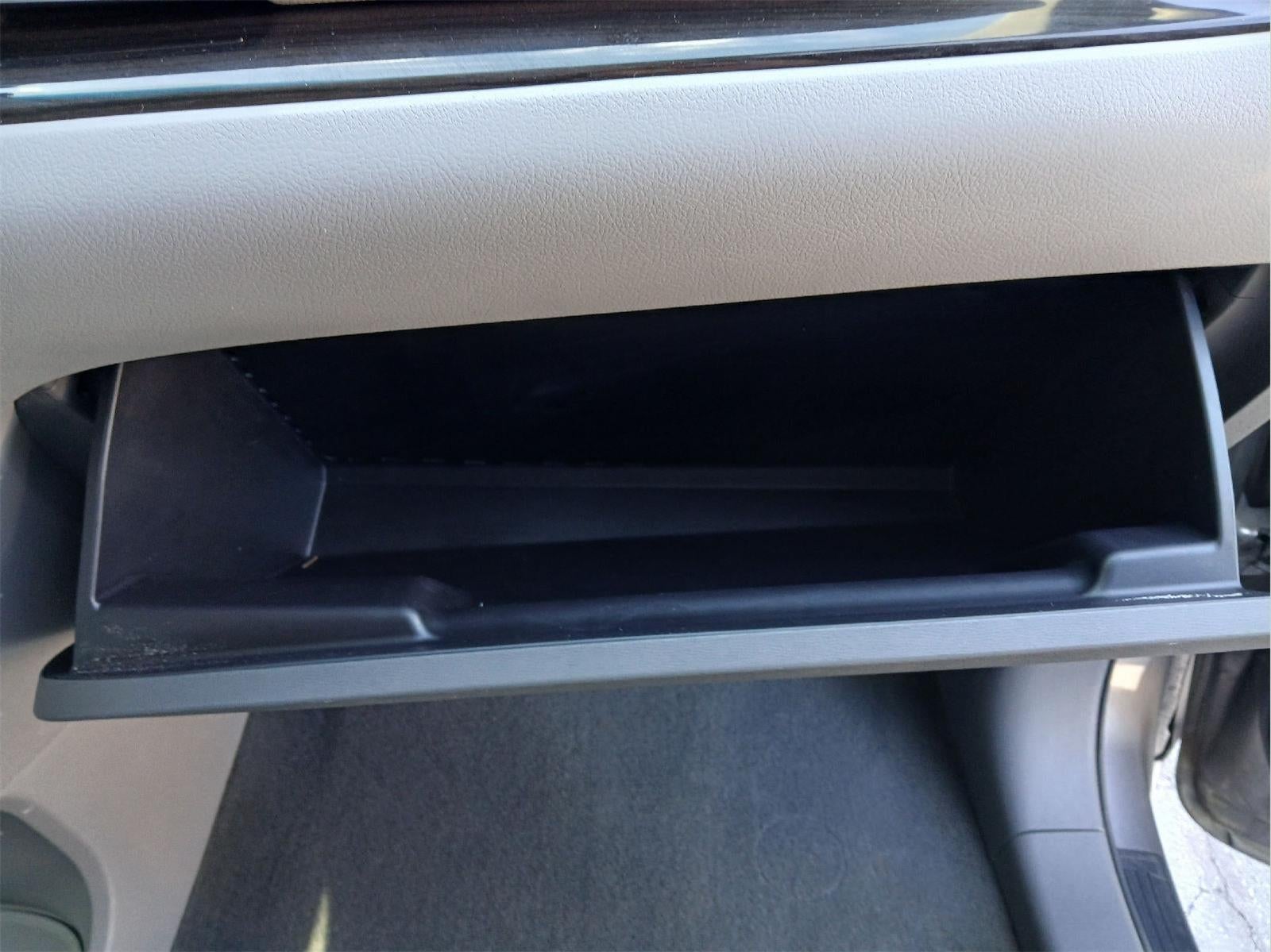 2017 Toyota Sienna XLE 8-Passenger