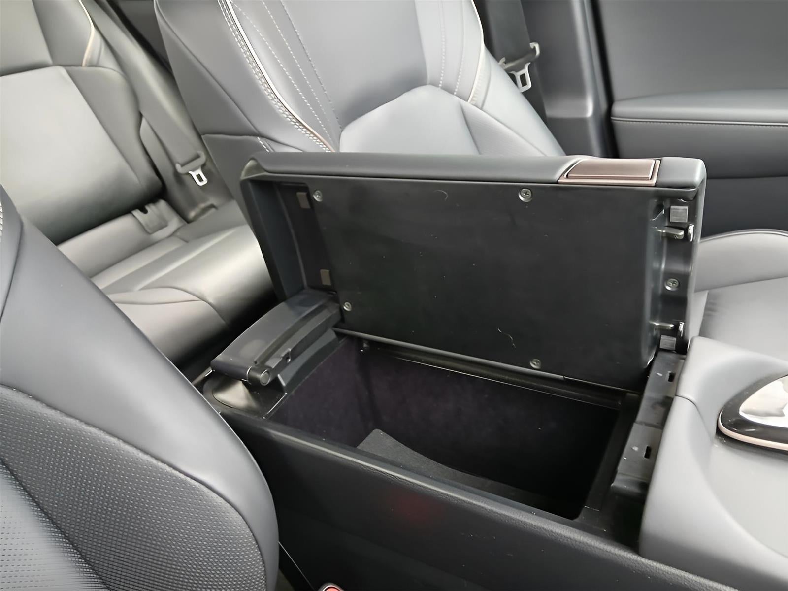 2025 Toyota Crown Signia XLE