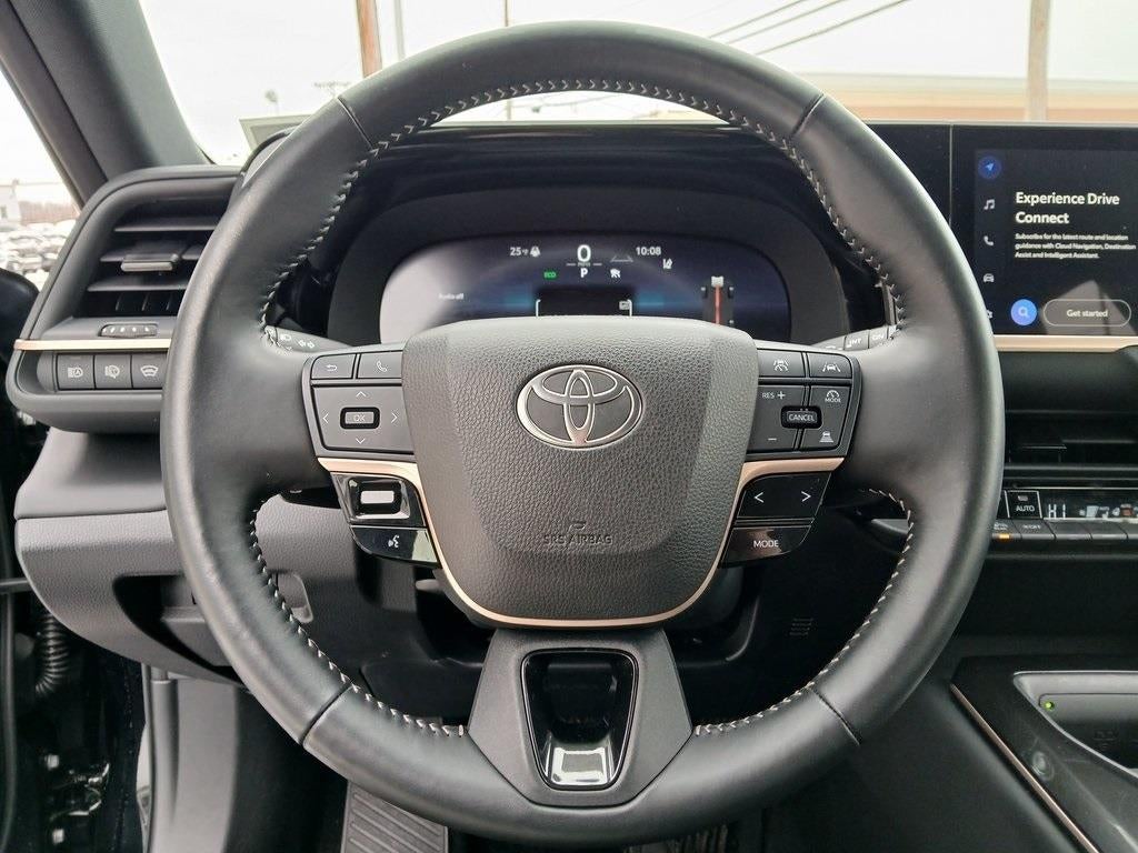 2025 Toyota Crown Signia XLE