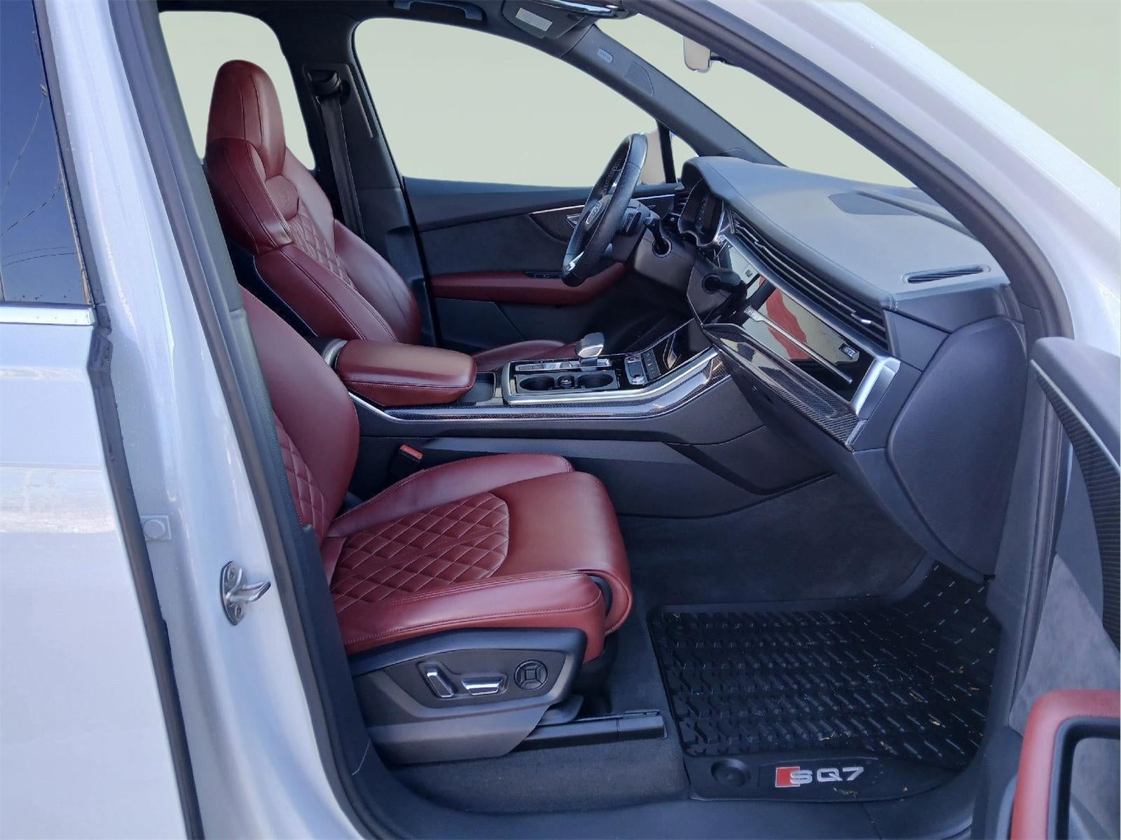 2021 Audi SQ7 Premium Plus