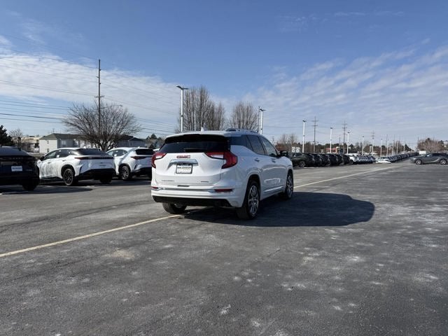 2023 GMC Terrain Denali