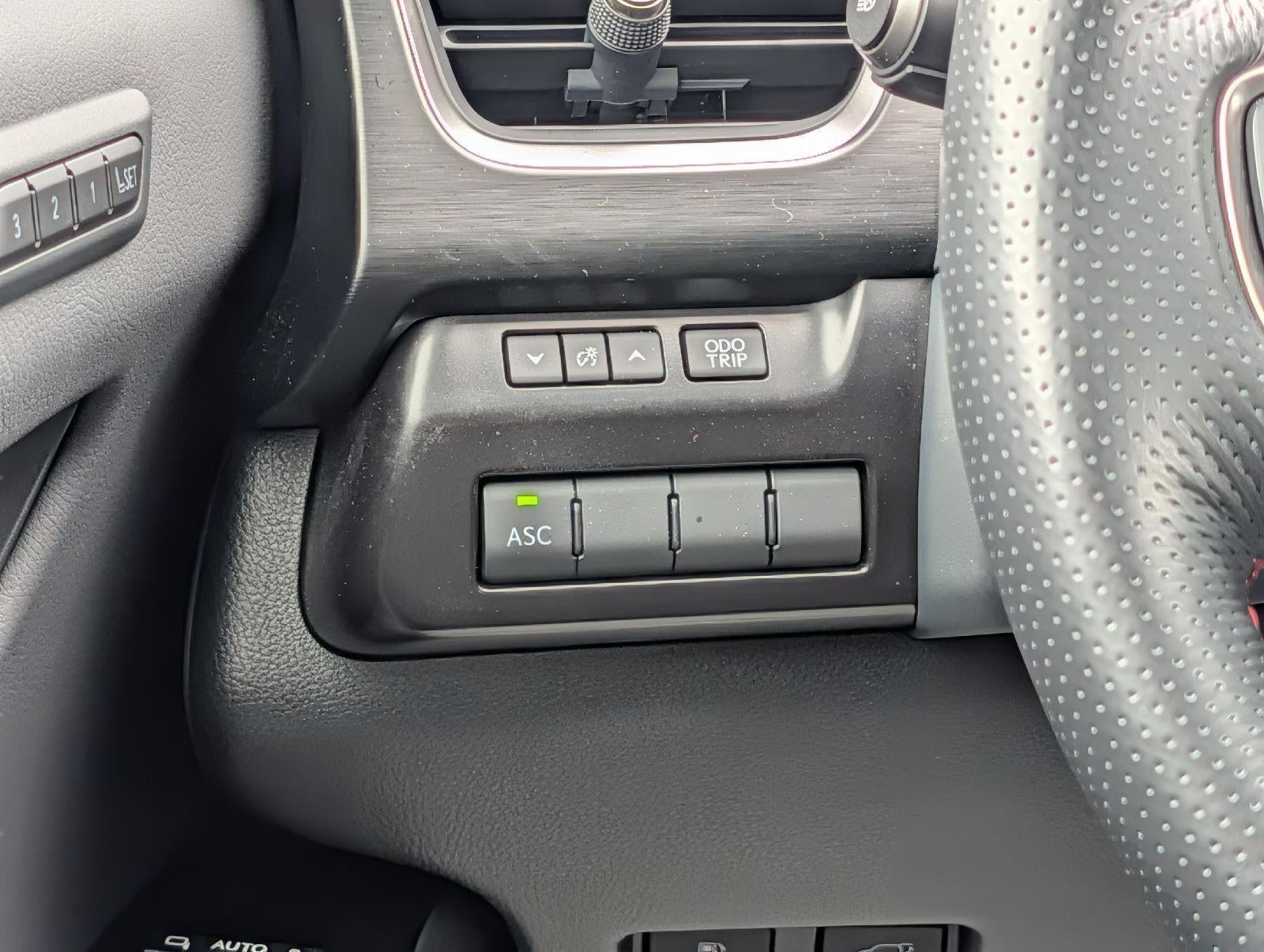 2023 Lexus UX UX 250h F SPORT Handling