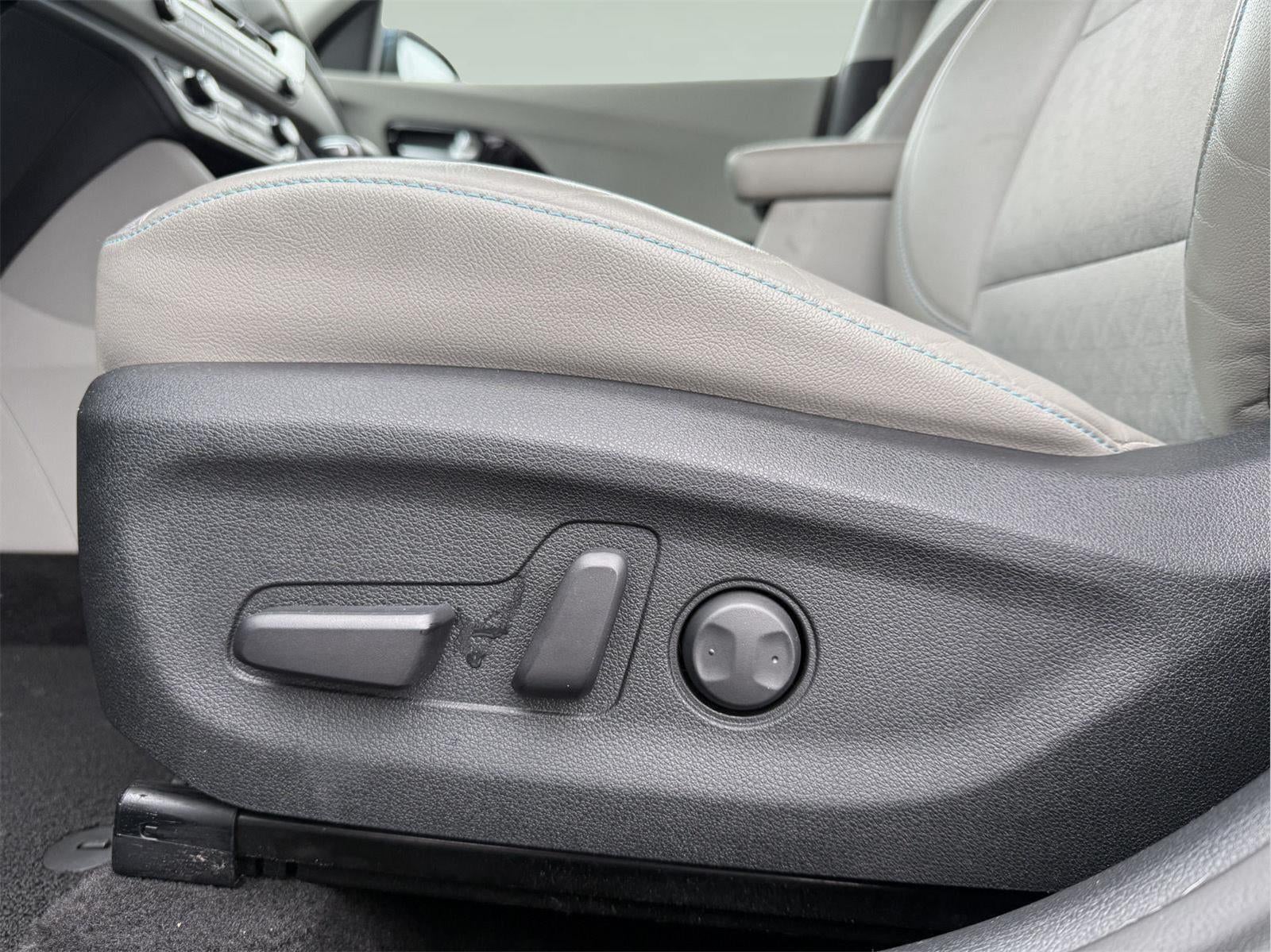 2020 Kia Niro Plug-In Hybrid EX