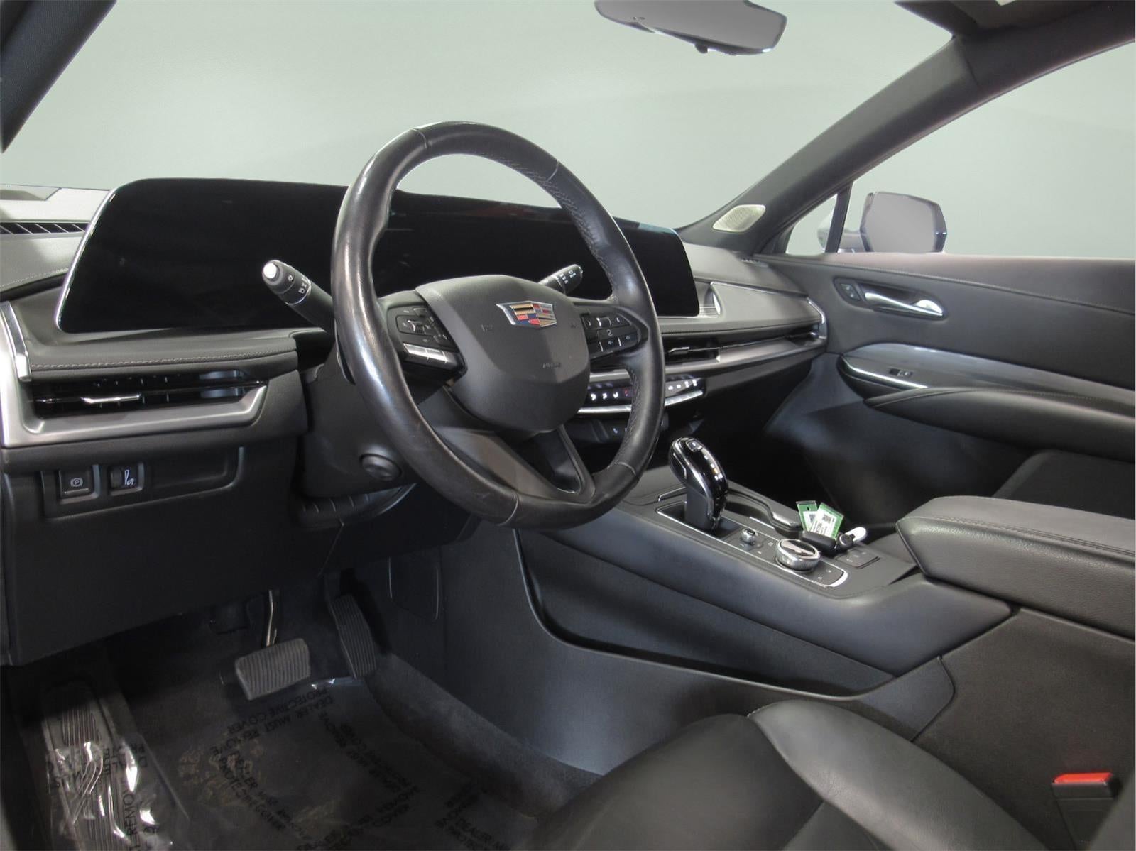 2024 Cadillac XT4 Premium Luxury