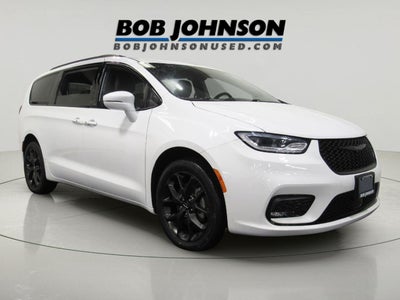 2022 Chrysler Pacifica Touring L AWD