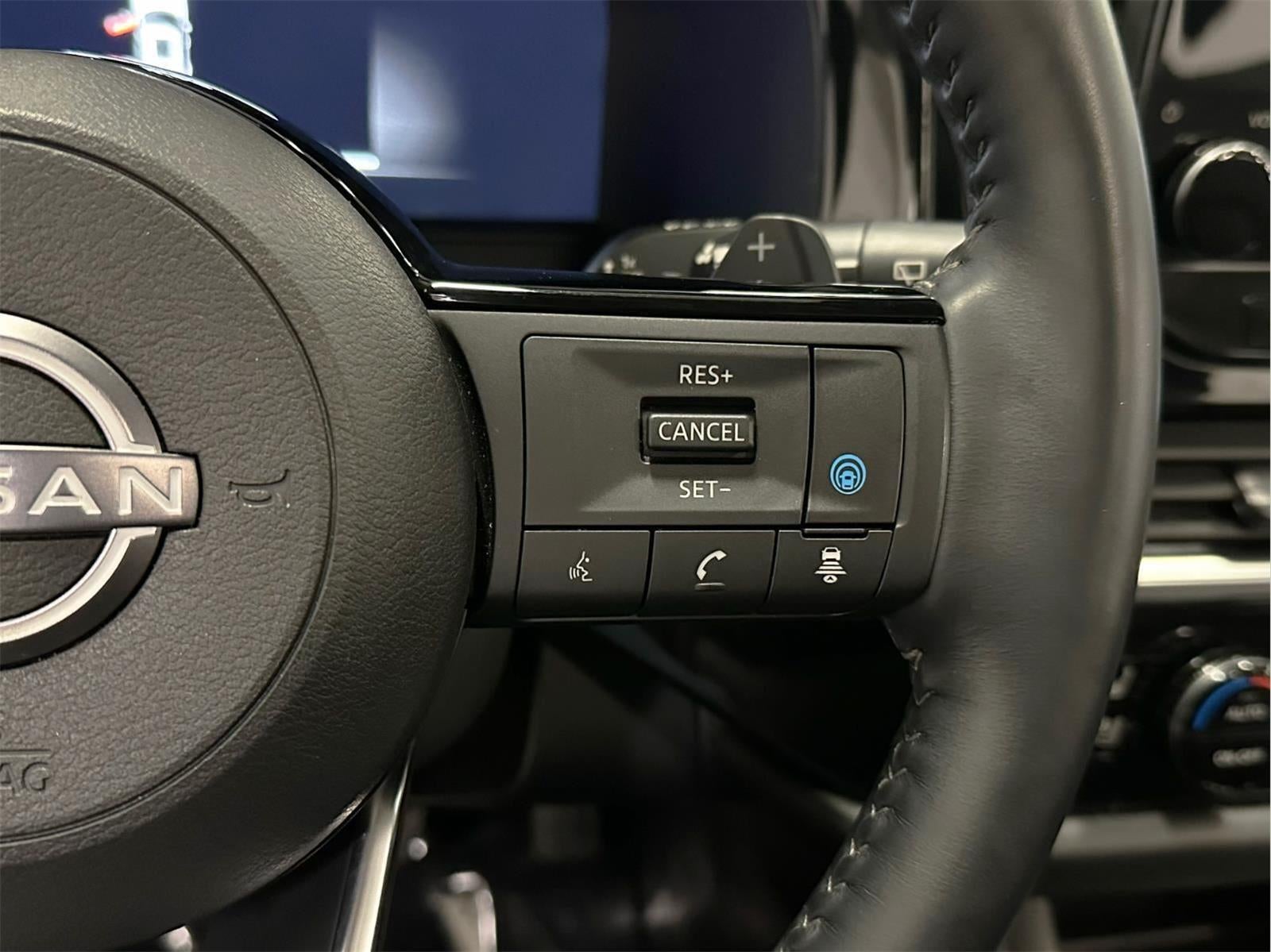 2023 Nissan Pathfinder Platinum 4WD