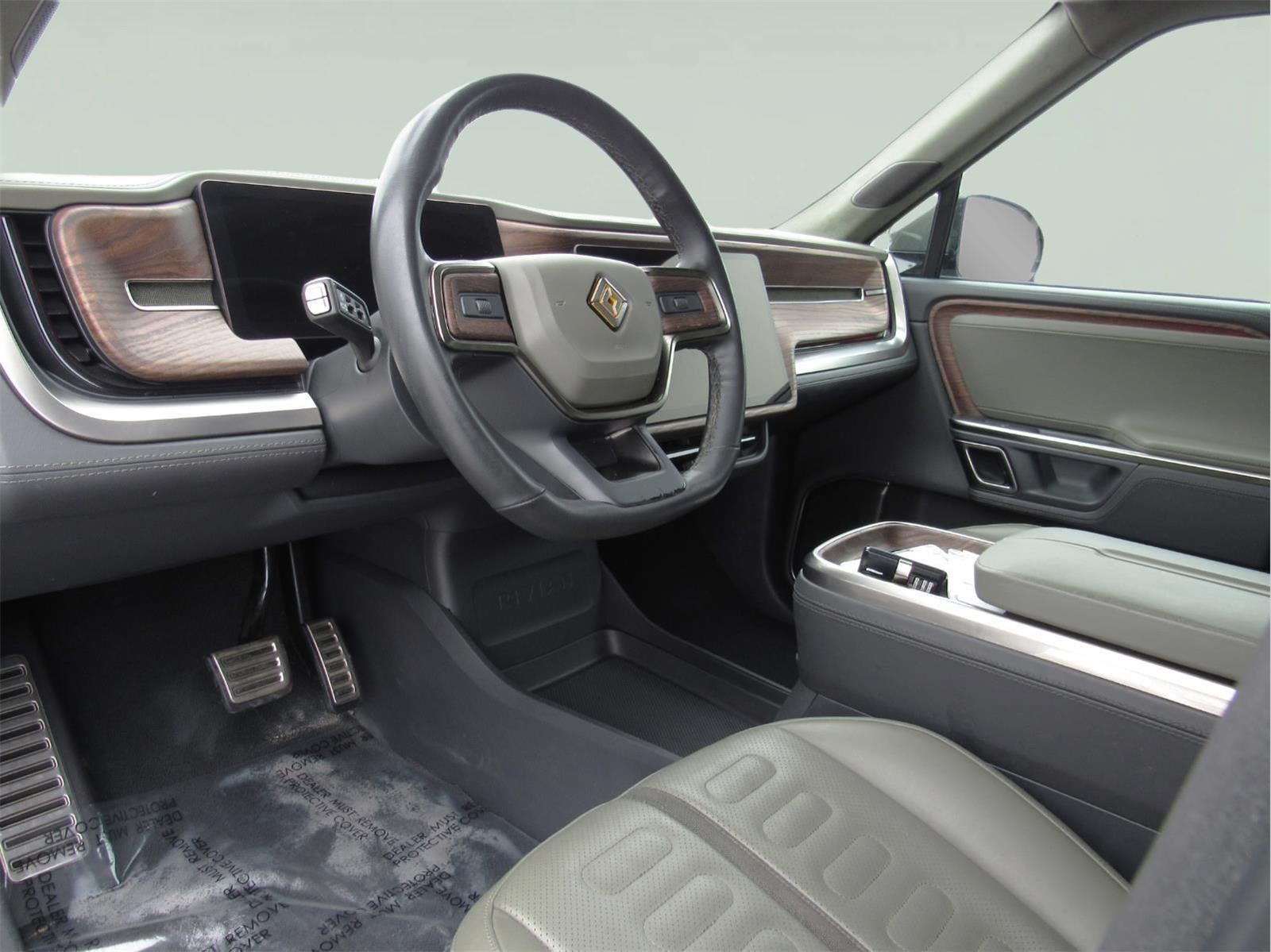 2023 RIVIAN R1S Launch Edition