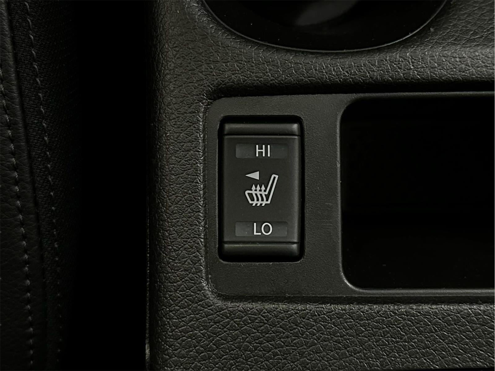 2022 Nissan Rogue Sport SL AWD Xtronic CVT