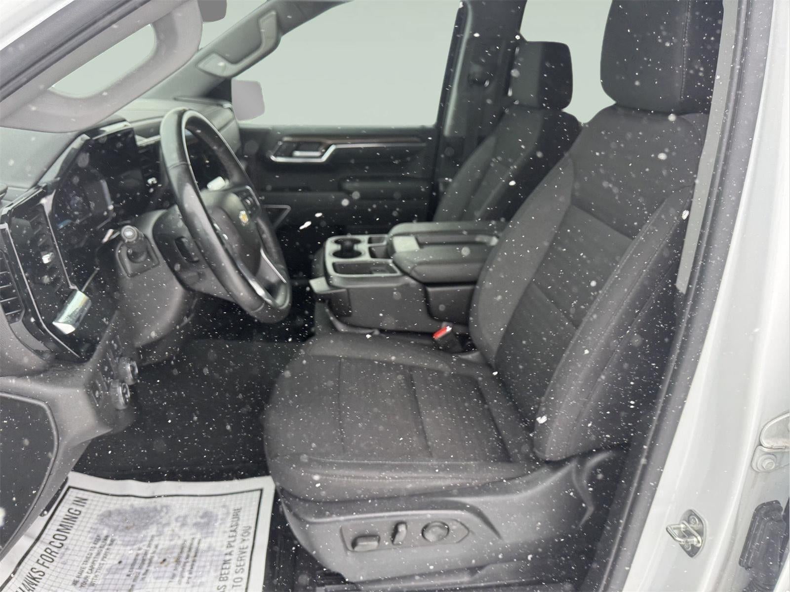 2023 Chevrolet Silverado 1500 LT (2FL)