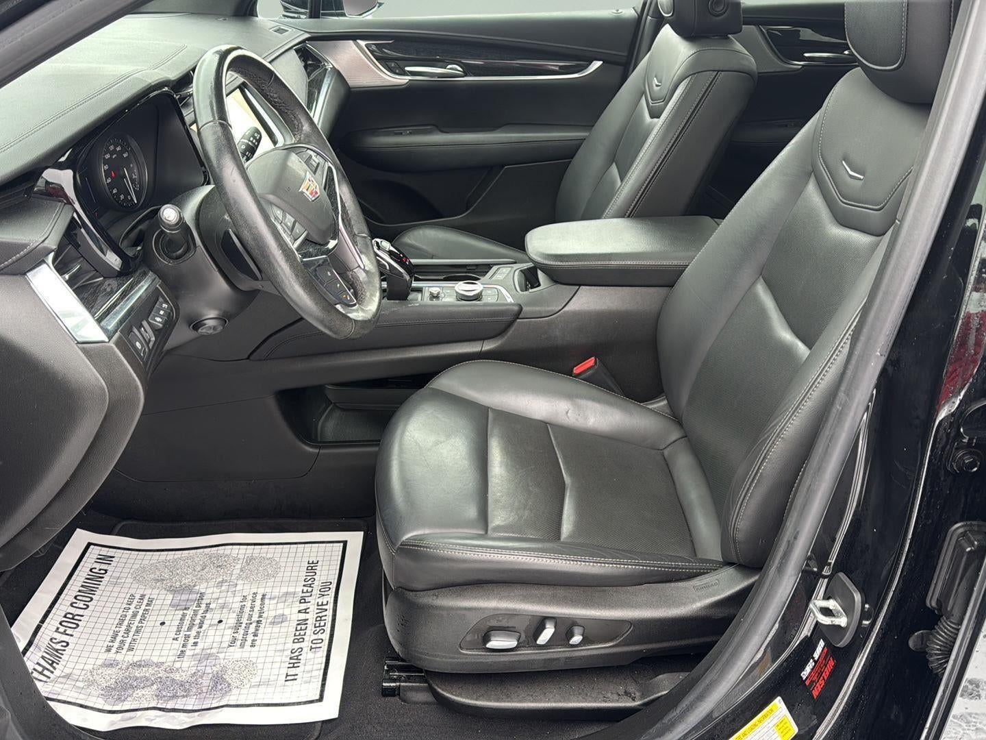 2022 Cadillac XT5 Premium Luxury