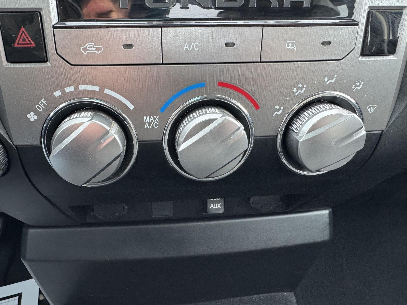 2014 Toyota Tundra 4WD Truck SR