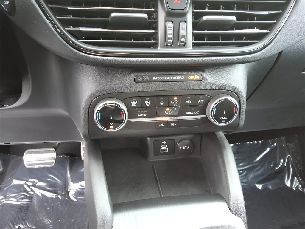 2024 Ford Escape ST-Line CarBravo Certified!