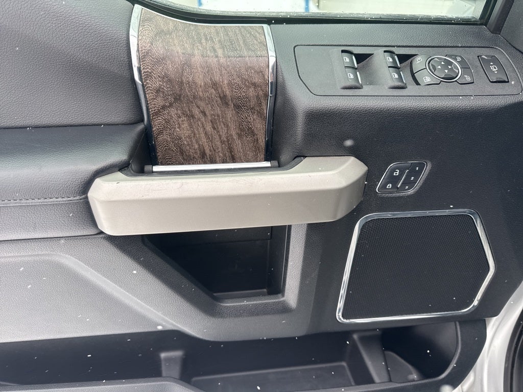 2017 Ford F-350SD Lariat