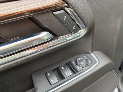 2024 Chevrolet Silverado 3500HD LT CARBRAVO!!