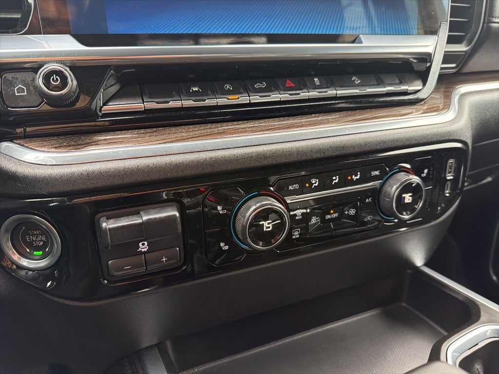 2023 Chevrolet Silverado 1500 RST CARBRAVO!