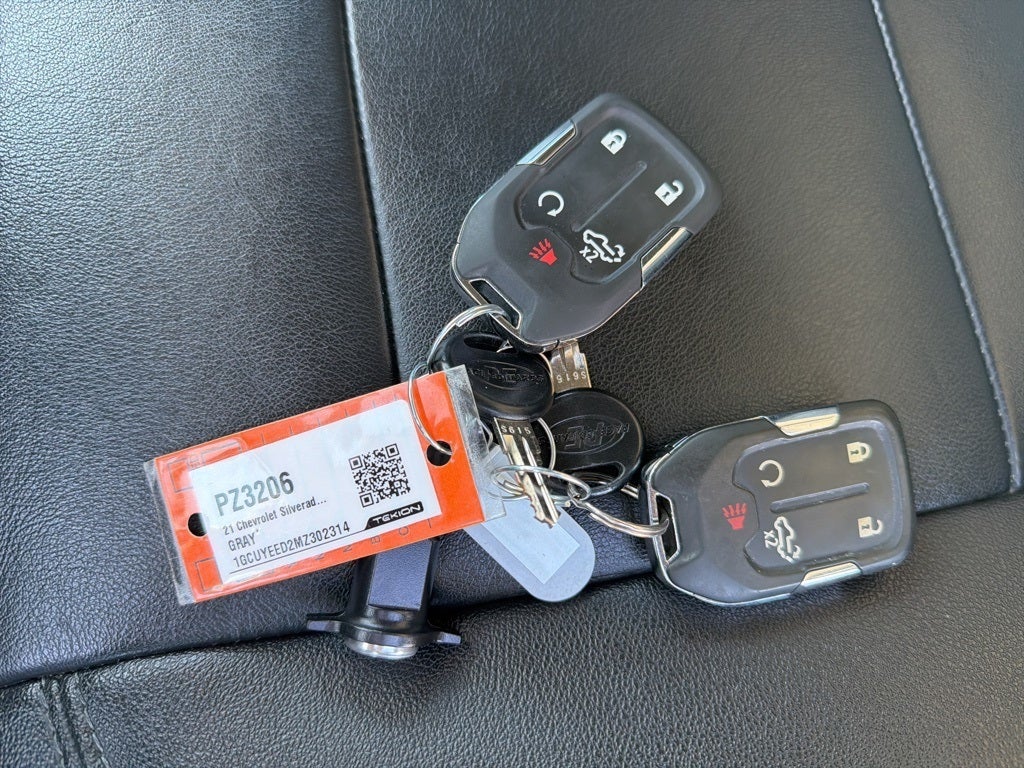 2021 Chevrolet Silverado 1500 RST CARBRAVO CERTIFIED!