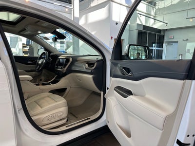 2023 GMC Acadia Denali Ultimate Package