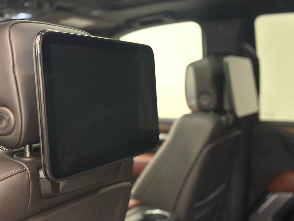 2024 GMC Yukon Denali Ultimate CARBRAVO CERTIFIED