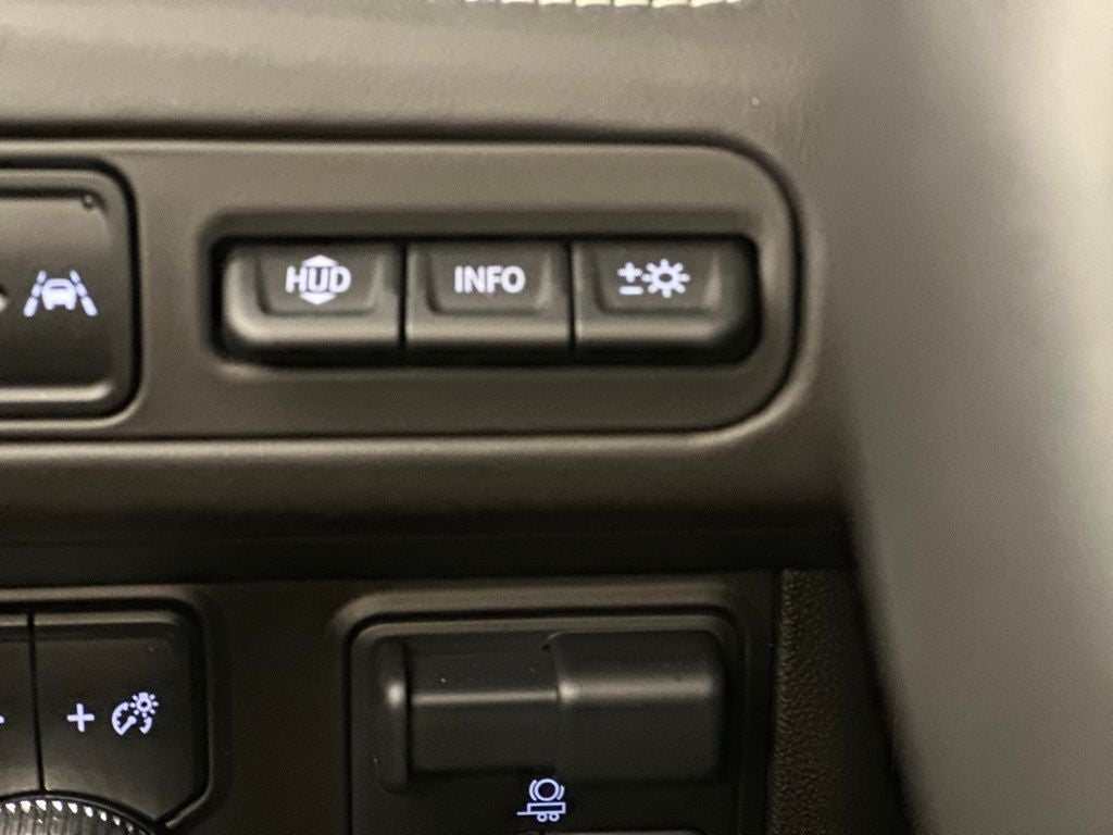 2024 GMC Yukon Denali Ultimate CARBRAVO CERTIFIED