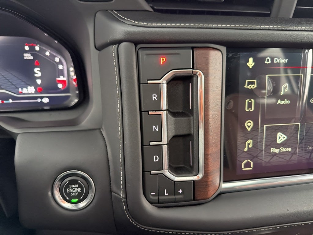 2023 GMC Yukon Denali Ultimate CARBRAVO