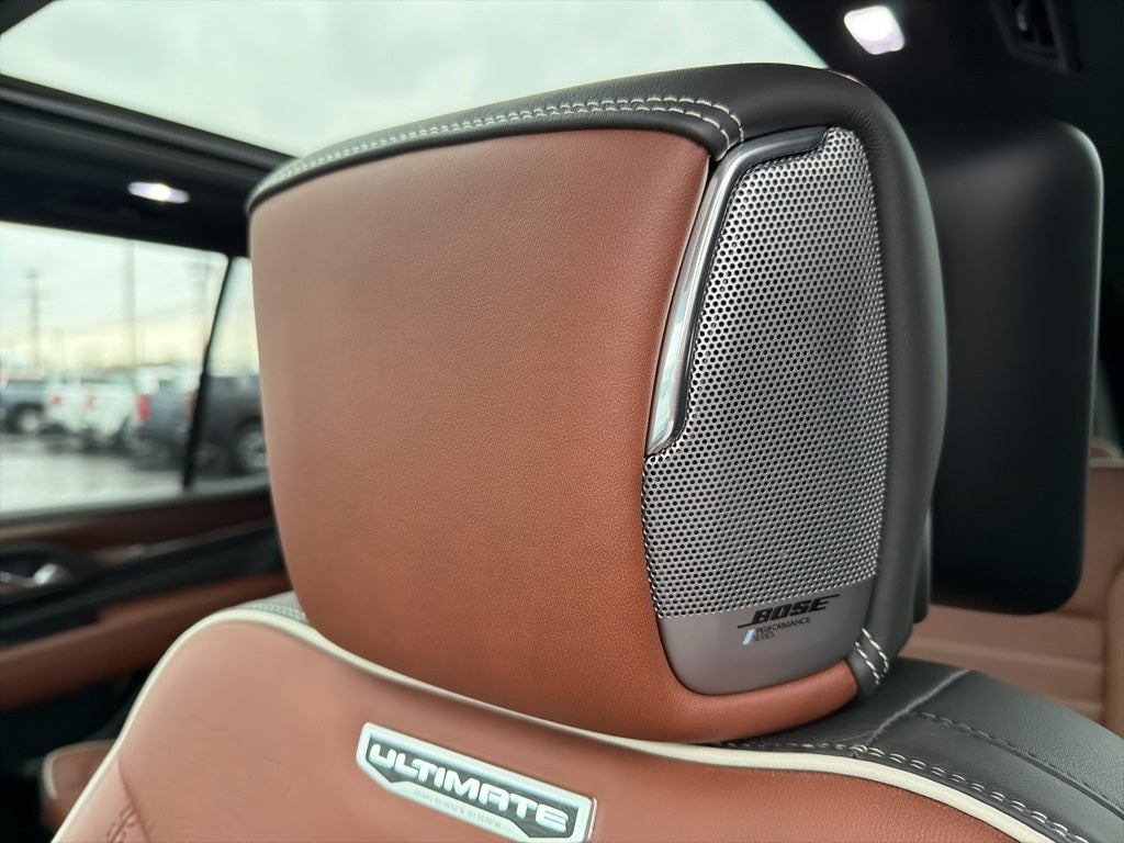 2023 GMC Yukon Denali Ultimate CARBRAVO