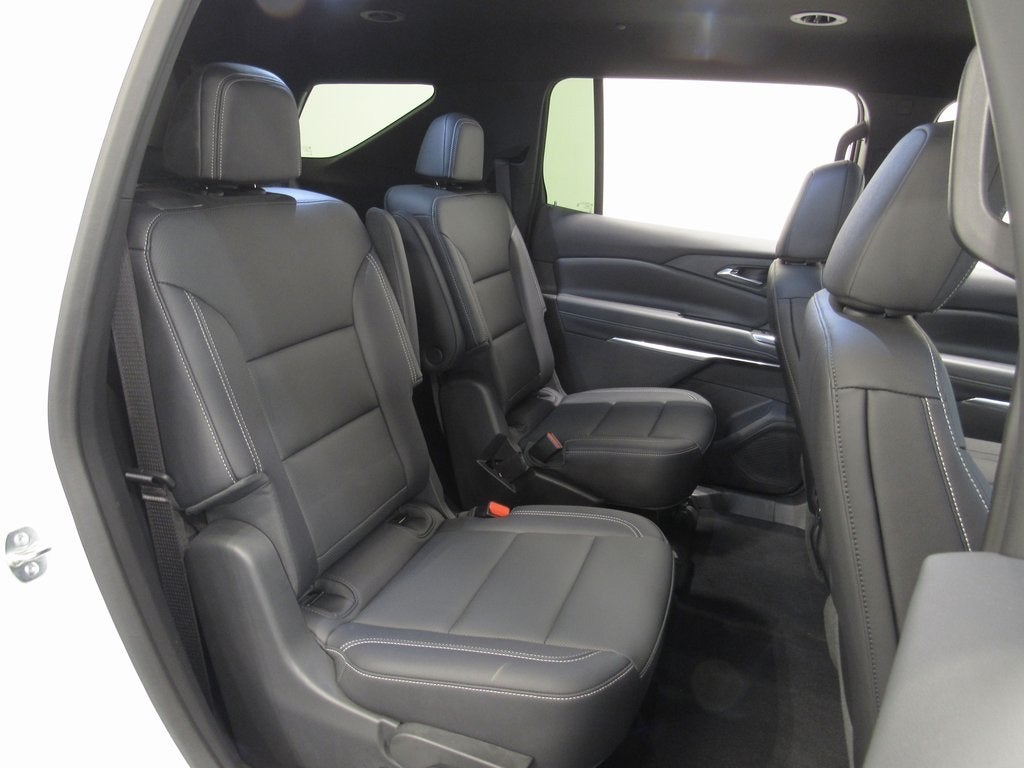 2025 Chevrolet Traverse LT 2LT